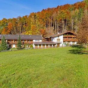 https://landhotel-gabriele.com-bavaria.com