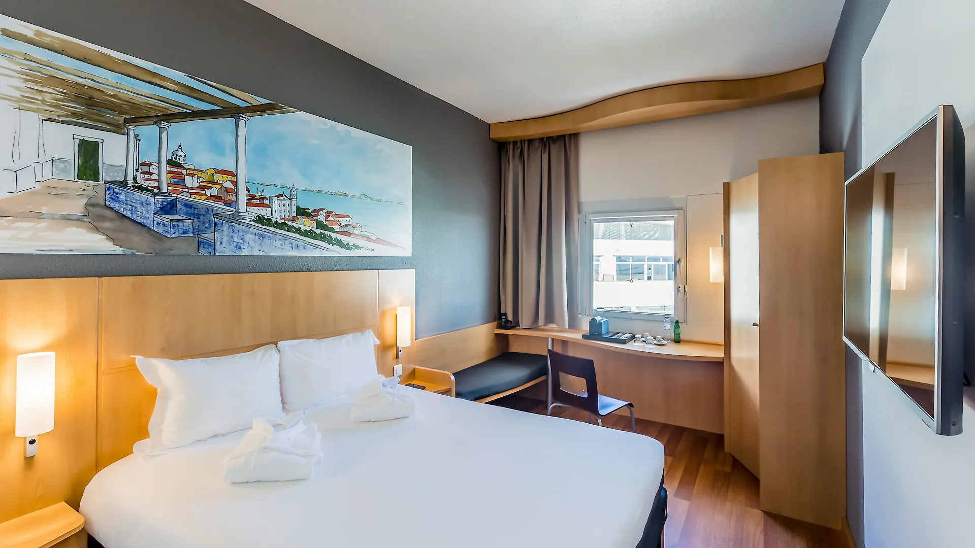 ***  Hotel Ibis Lisboa Parque Das Nacoes Portugal
