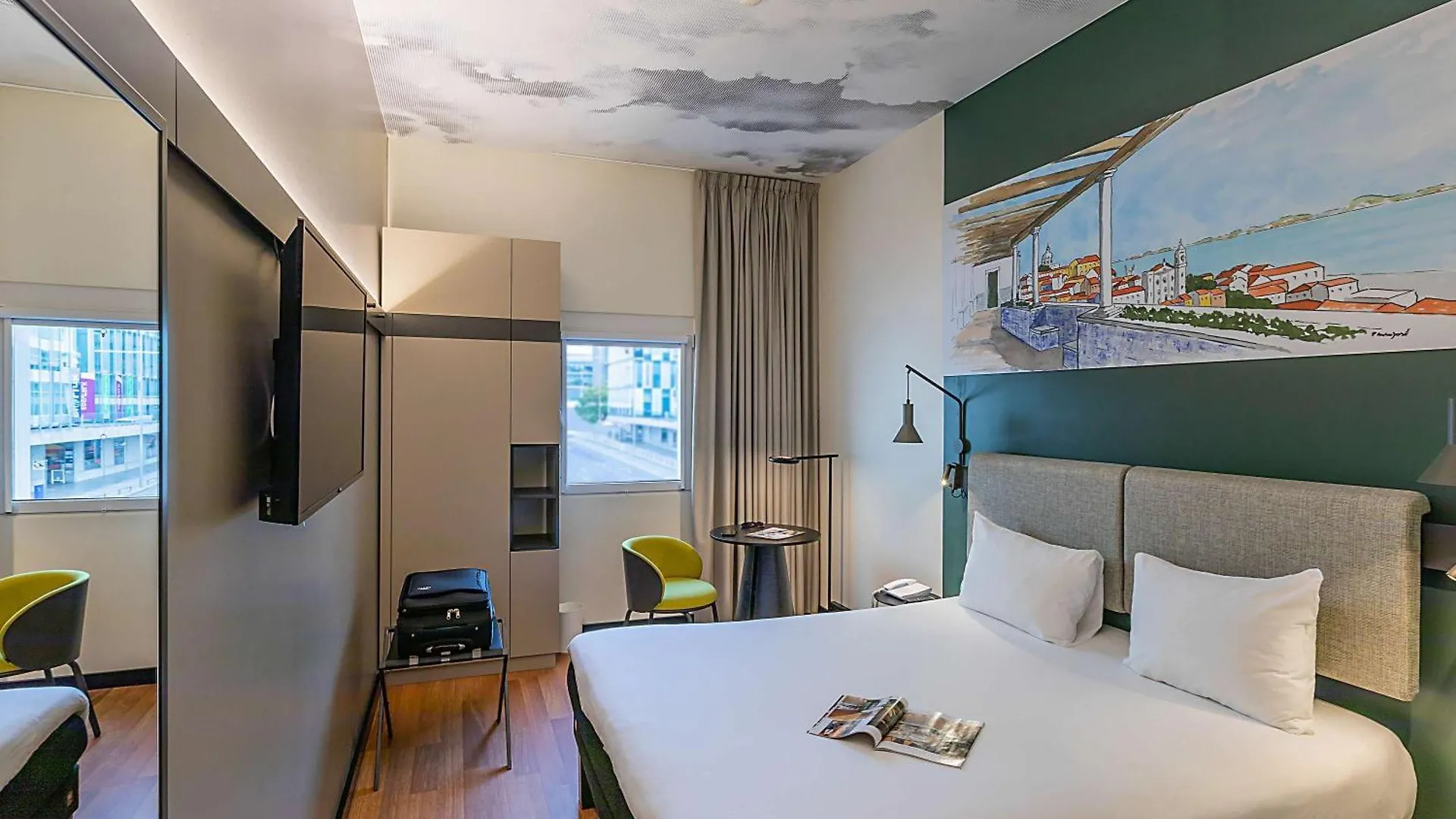 Hotel Ibis Lisboa Parque Das Nacoes Lisbon
