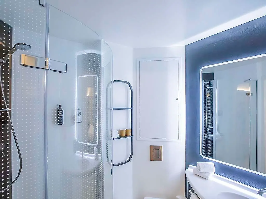Hotel Ibis Lisboa Parque Das Nacoes 3*, Lisbon